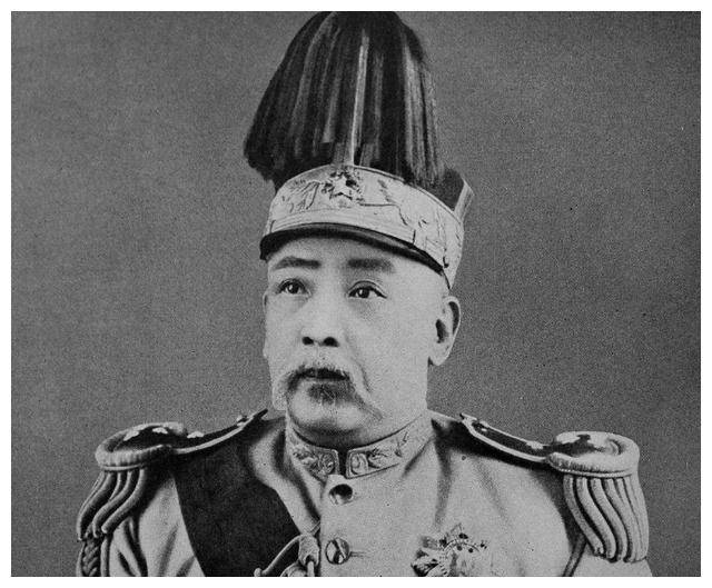 窃国大盗袁世凯，却有一个令人敬仰的孙子，为中国奉献了一生