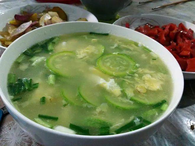 这菜是血管“小助手”，润肠道强免疫，随手一炒比肉香~