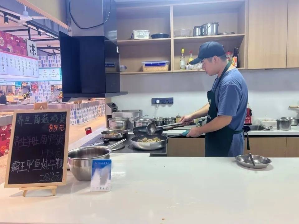 菜市场“代炒”火出圈！你会选择尝试吗？
