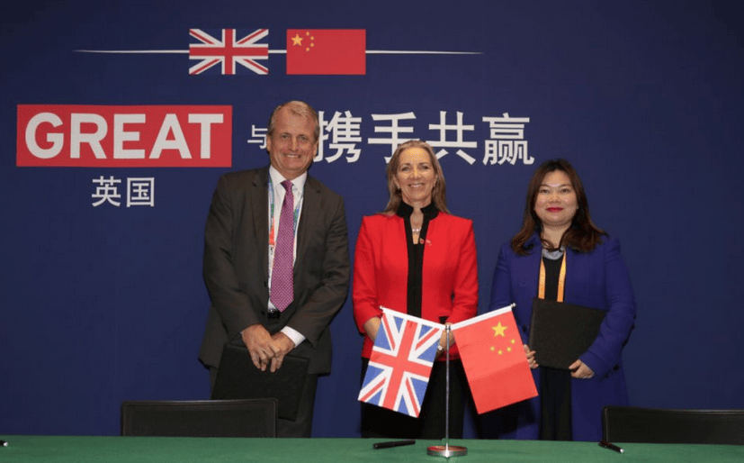 一夜之间，英国、日本站队人民币，美元霸权或雪崩，美国要翻脸？