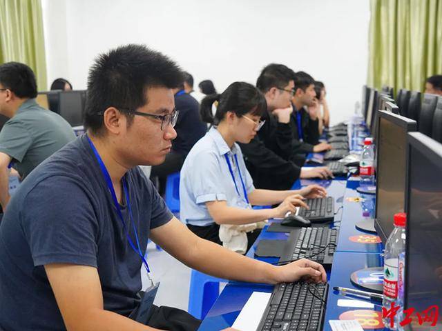 “笔杆子”打“擂台”！福建省机关工作综合技能竞赛决赛开赛