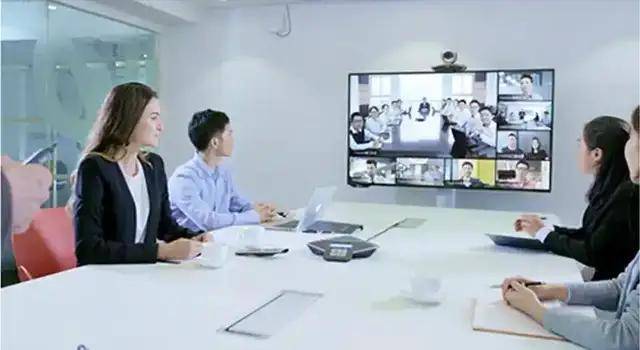 犀牛卫APP-企业舆情分析报告-员工吐槽外泄暴露舆情漏洞