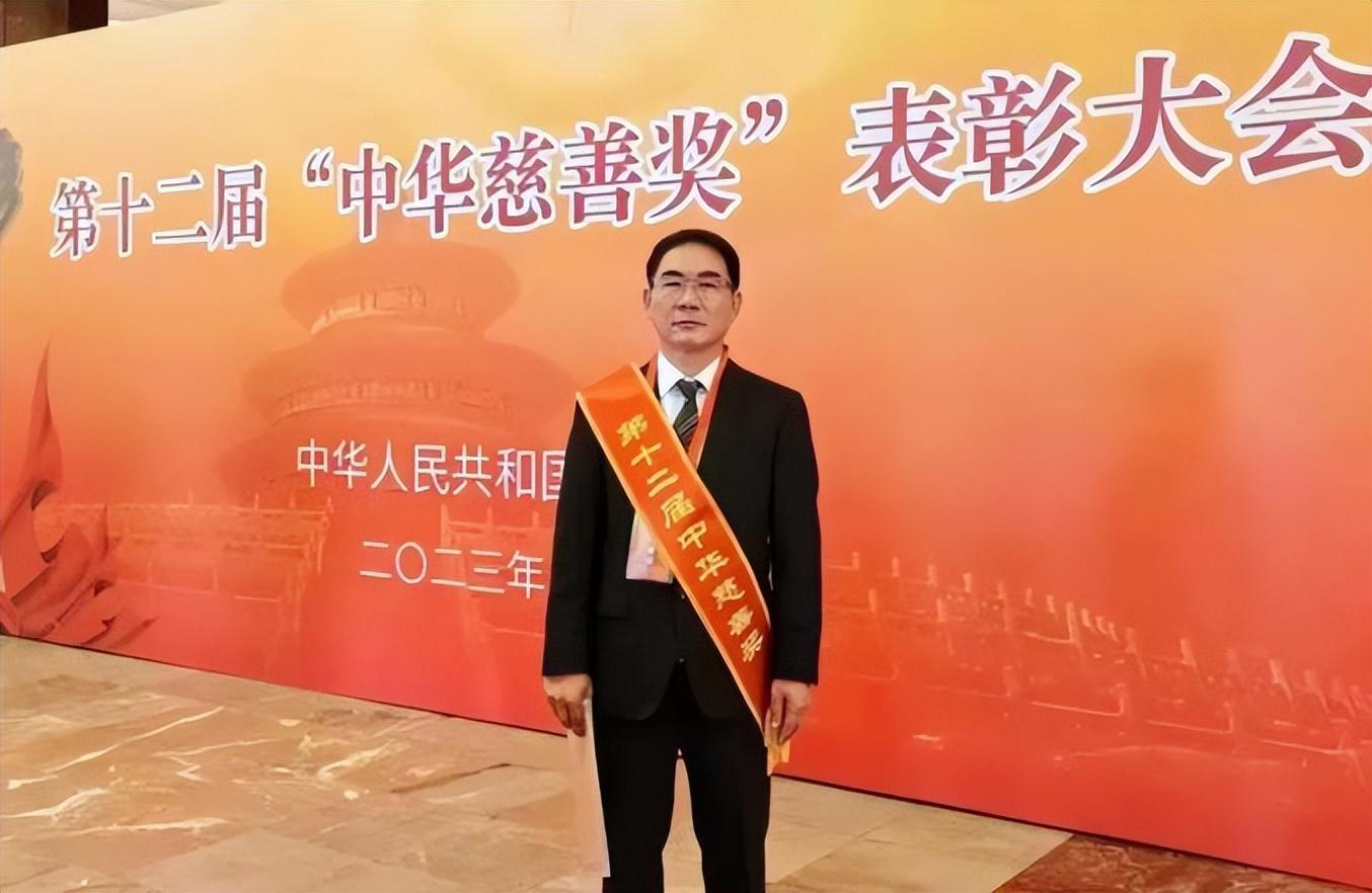 明发贵金属(明发贵金属 招人)